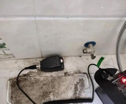 五指山屋顶漏水维修公司分享下卫生间漏水的危害及解决方法